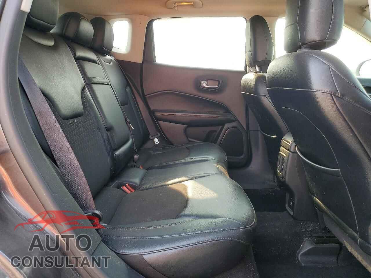 JEEP COMPASS 2017 - 3C4NJDBB0HT674592