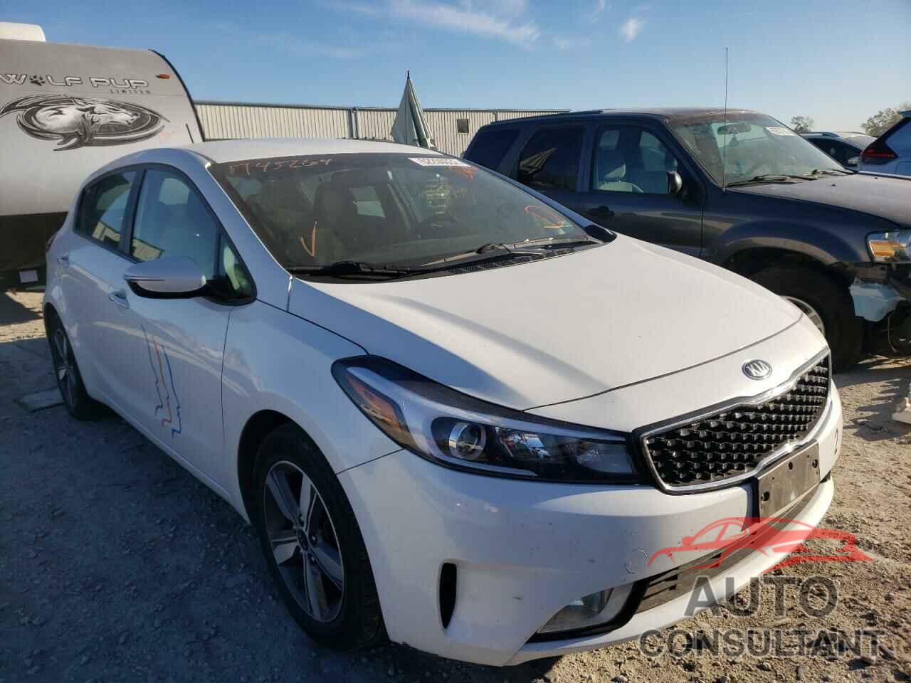 KIA FORTE 2018 - KNAFK5A8XJ5745264