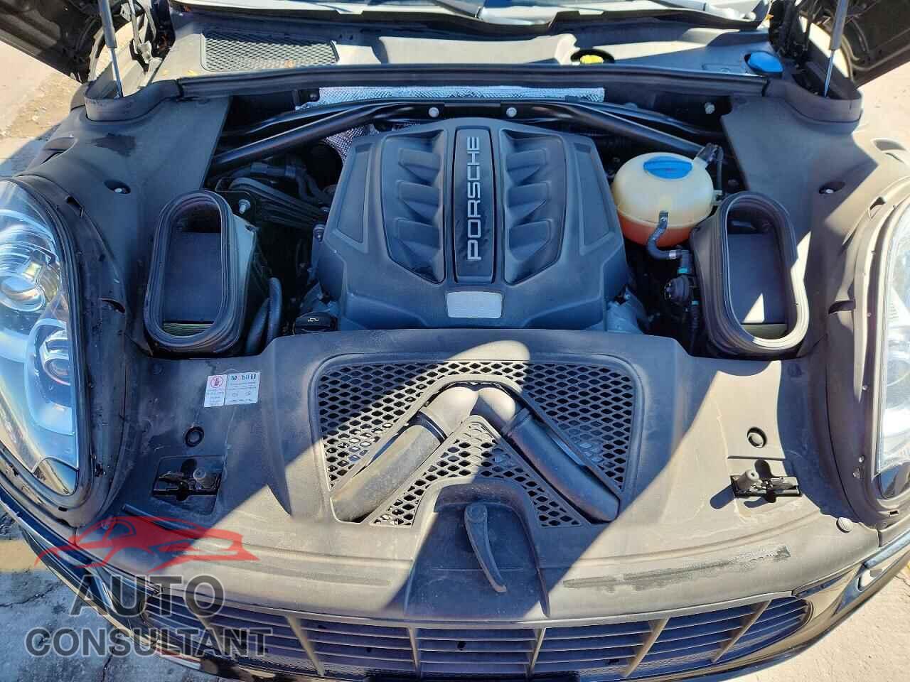 PORSCHE MACAN 2015 - WP1AB2A58FLB50299