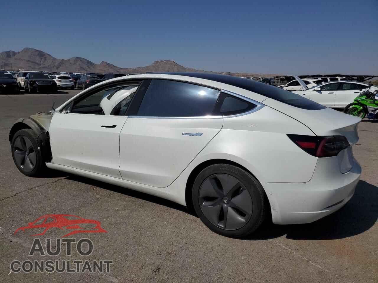 TESLA MODEL 3 2018 - 5YJ3E1EA1JF040077