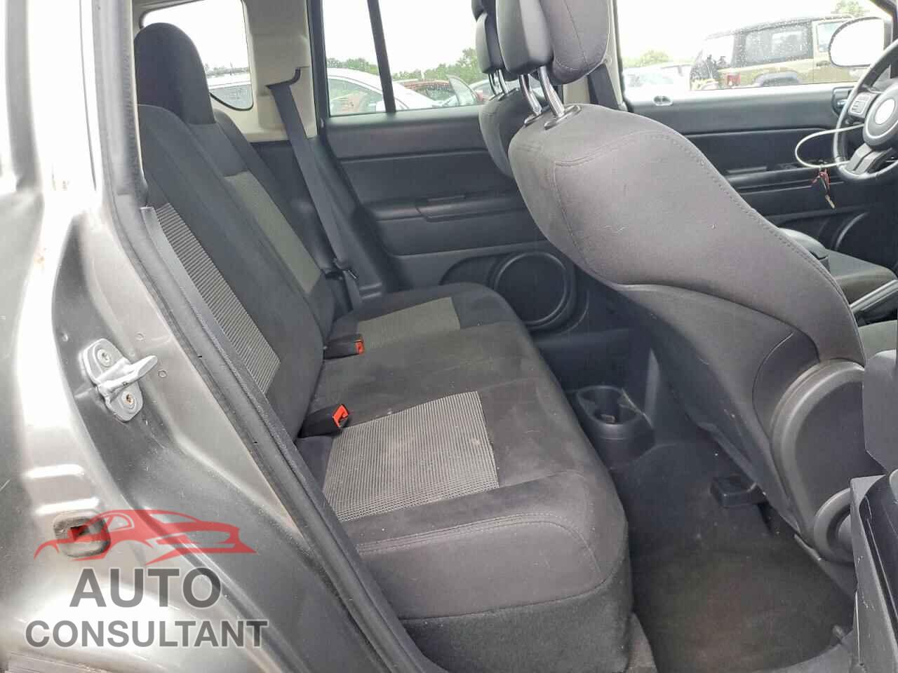 JEEP COMPASS 2011 - 1J4NF1FB3BD282966