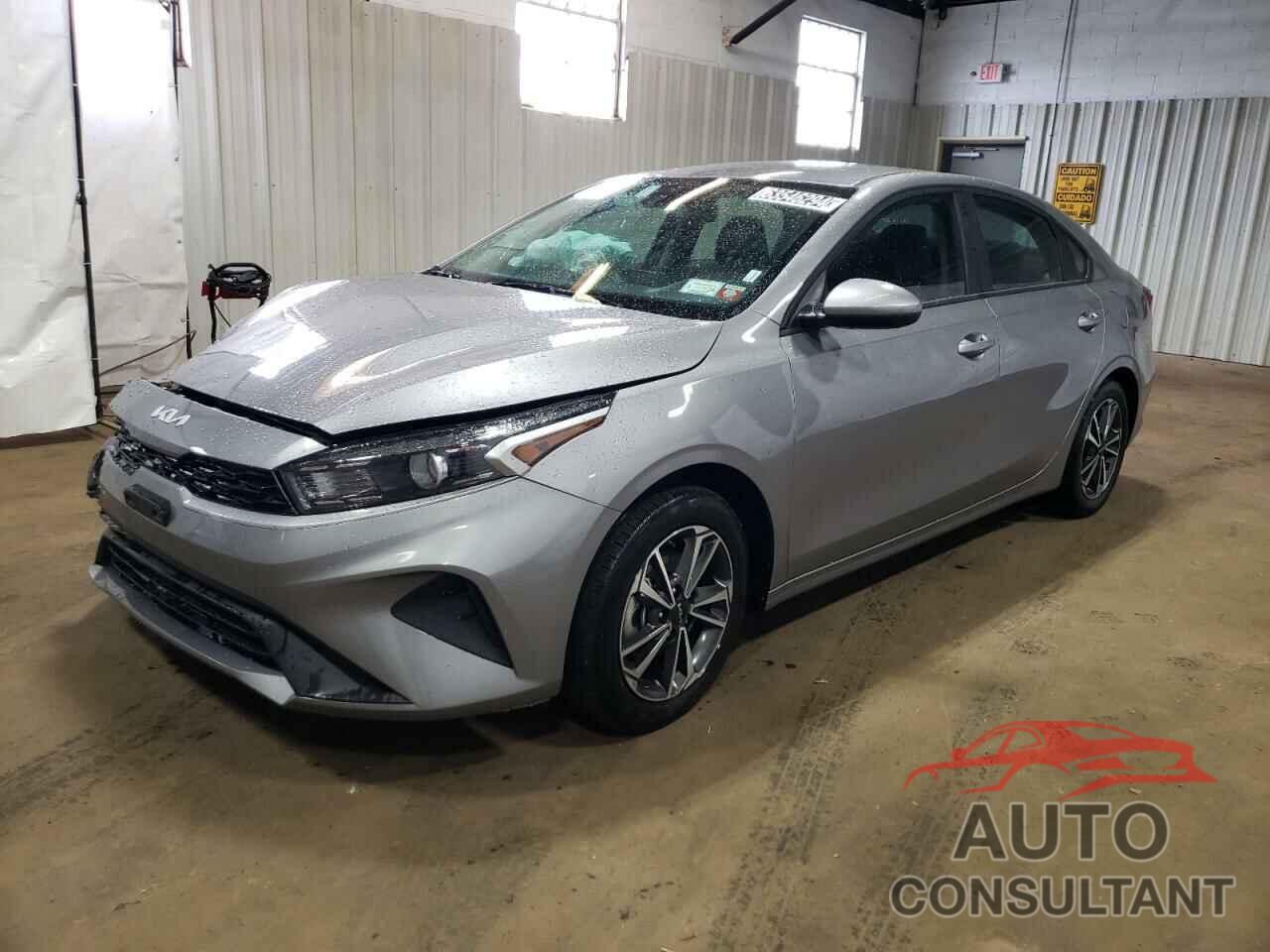 KIA FORTE 2023 - 3KPF24AD0PE569445