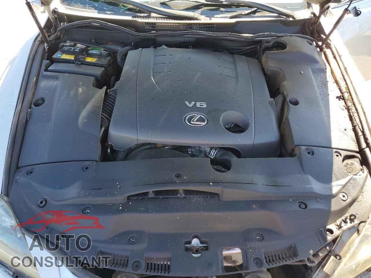 LEXUS IS 2012 - JTHBF5C24C5157554