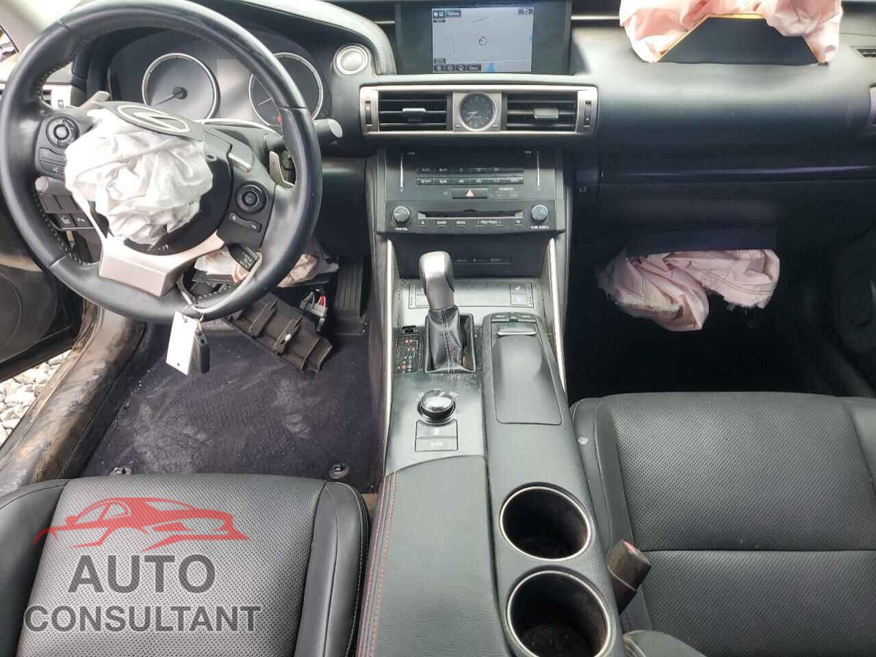 LEXUS IS 2014 - JTHBF1D25E5030046