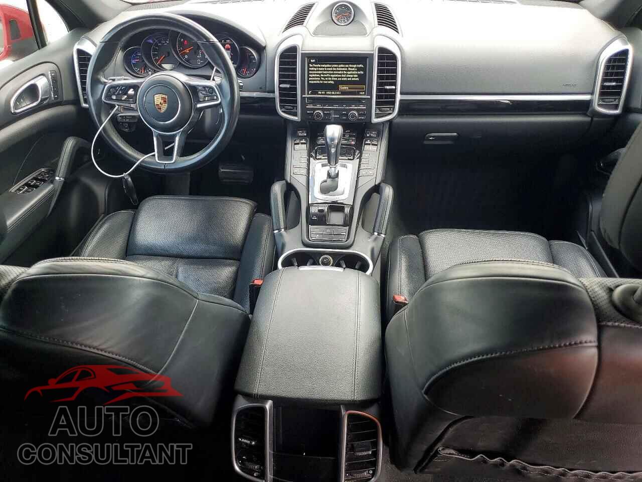 PORSCHE CAYENNE 2016 - WP1AA2A22GKA37609