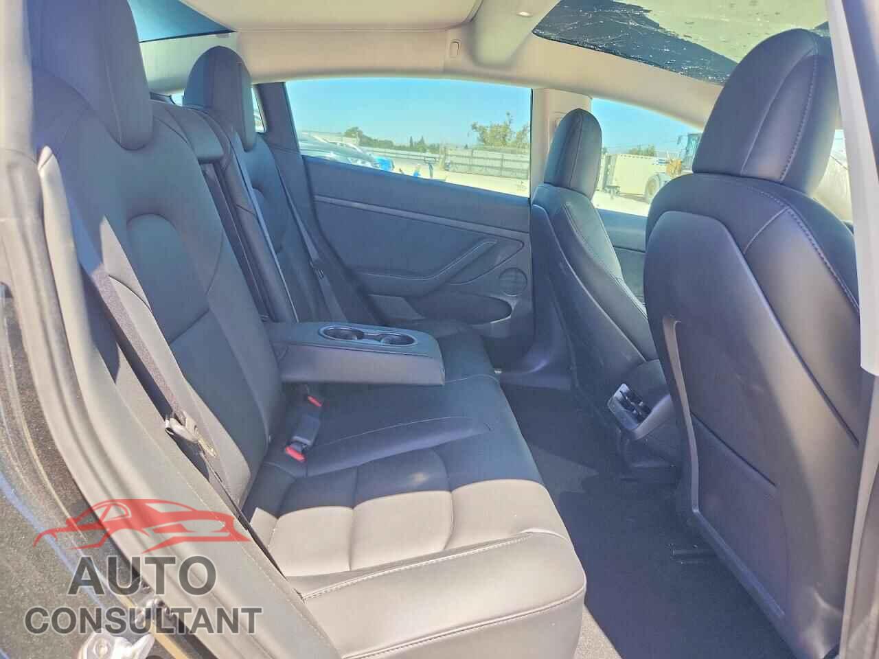 TESLA MODEL 3 2022 - 5YJ3E1EA0NF313922