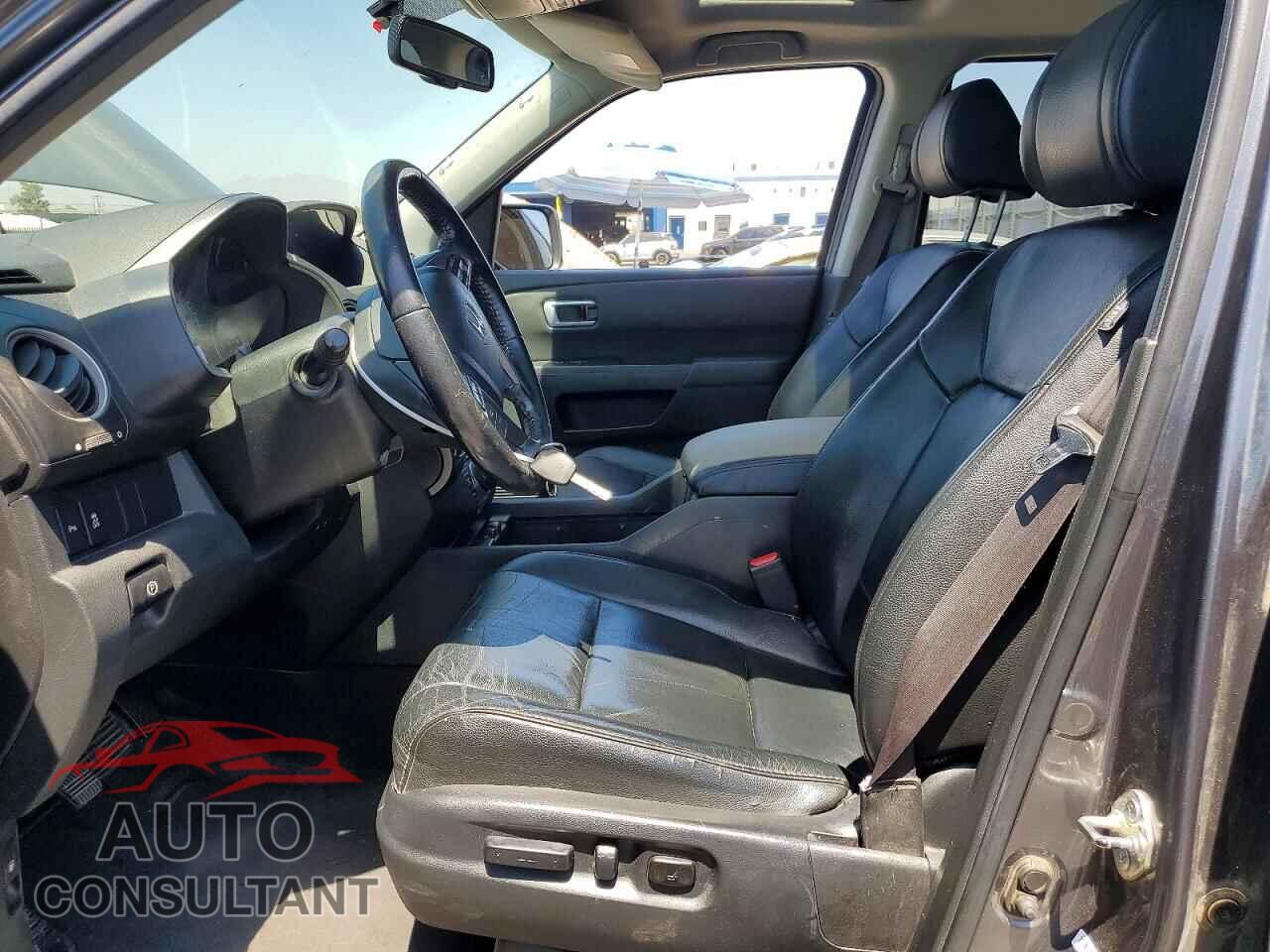 HONDA PILOT 2013 - 5FNYF3H97DB025488