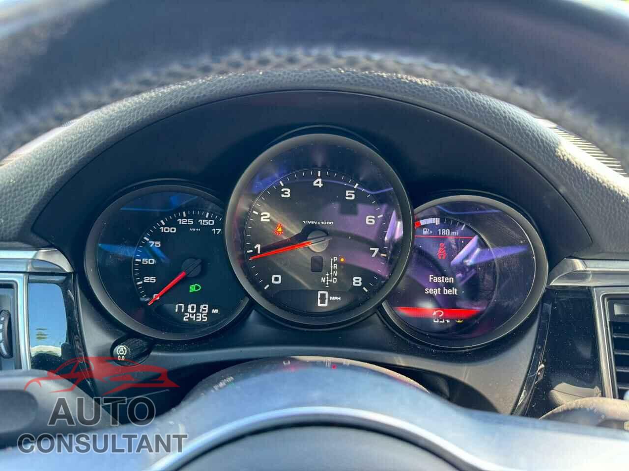 PORSCHE MACAN 2018 - WP1AA2A55JLB14971