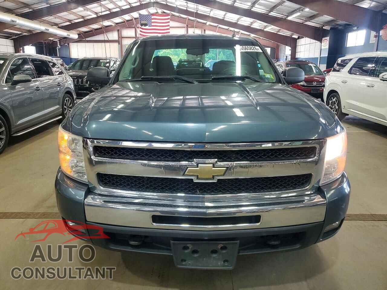 CHEVROLET SILVERADO 2010 - 1GCSKSE37AZ151044