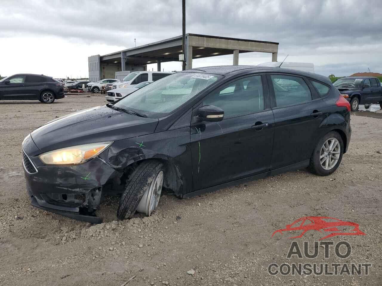 FORD FOCUS 2017 - 1FADP3K21HL247332