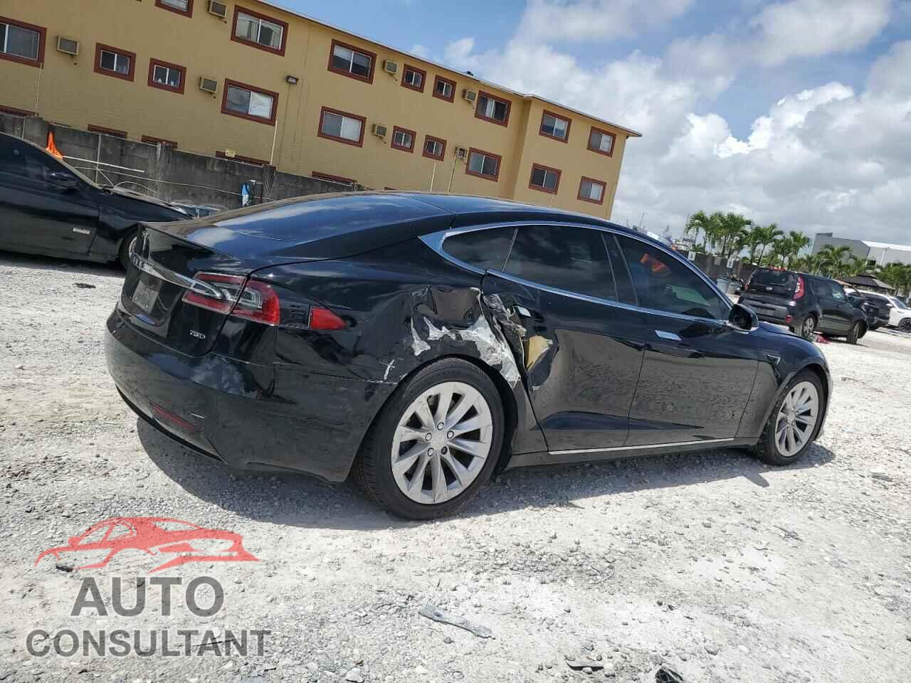 TESLA MODEL S 2018 - 5YJSA1E25JF288025