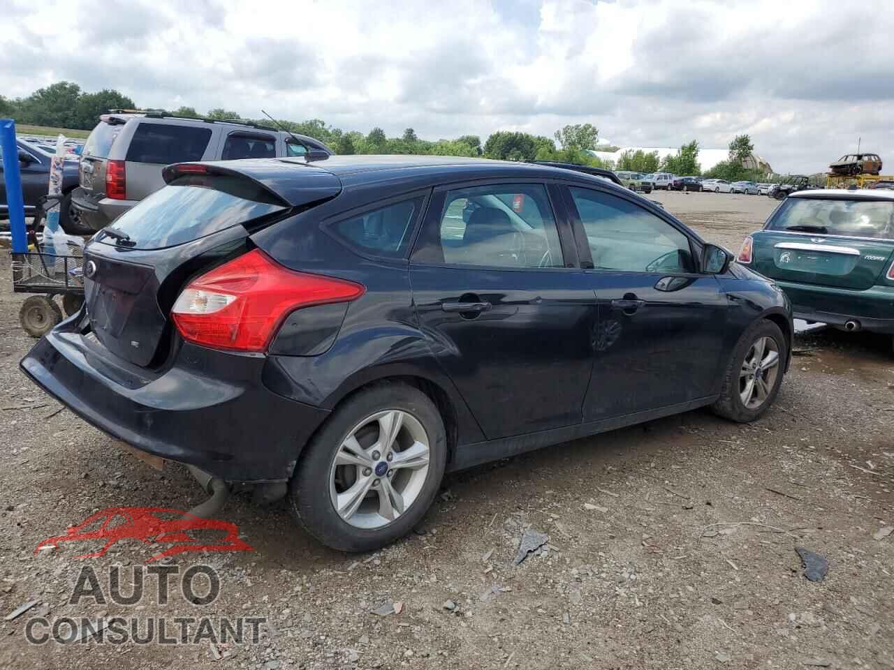 FORD FOCUS 2014 - 1FADP3K22EL415877