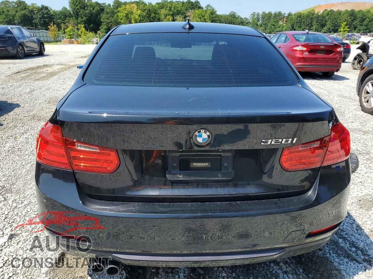 BMW 3 SERIES 2013 - WBA3A5C54DF355493