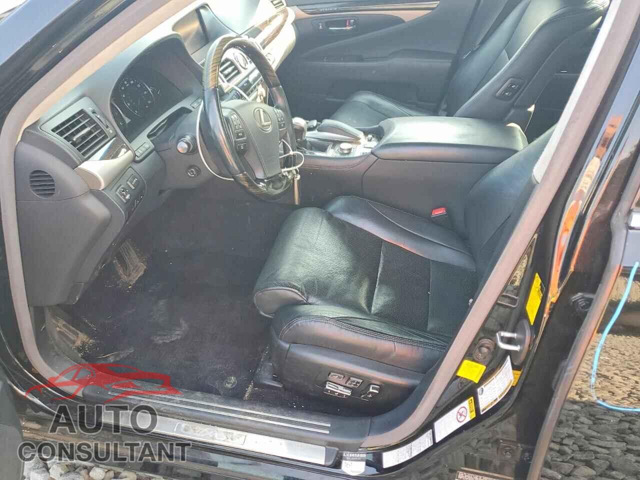 LEXUS LS460 2013 - JTHCL5EF6D5018539