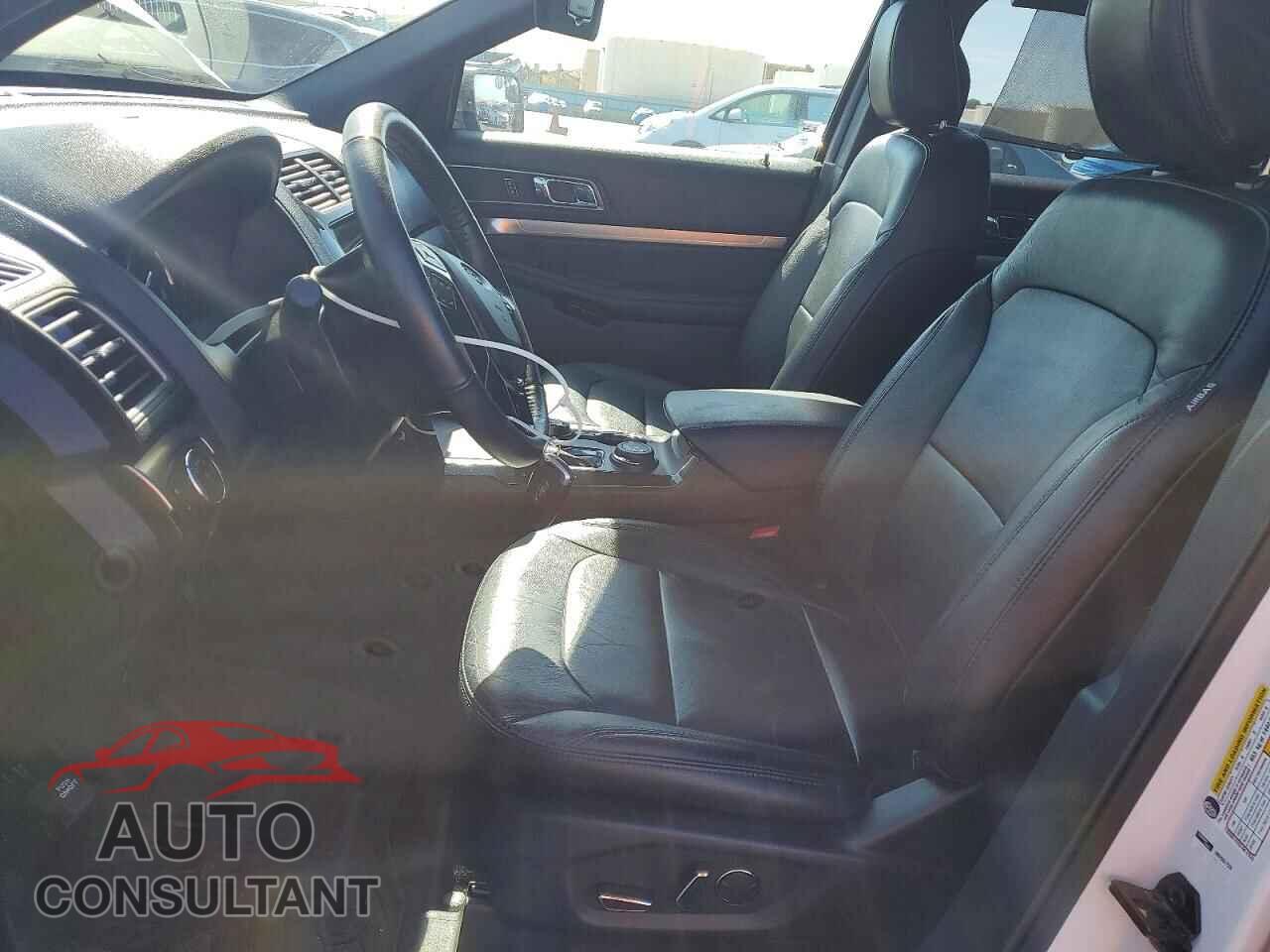 FORD EXPLORER 2018 - 1FM5K8D87JGB57155