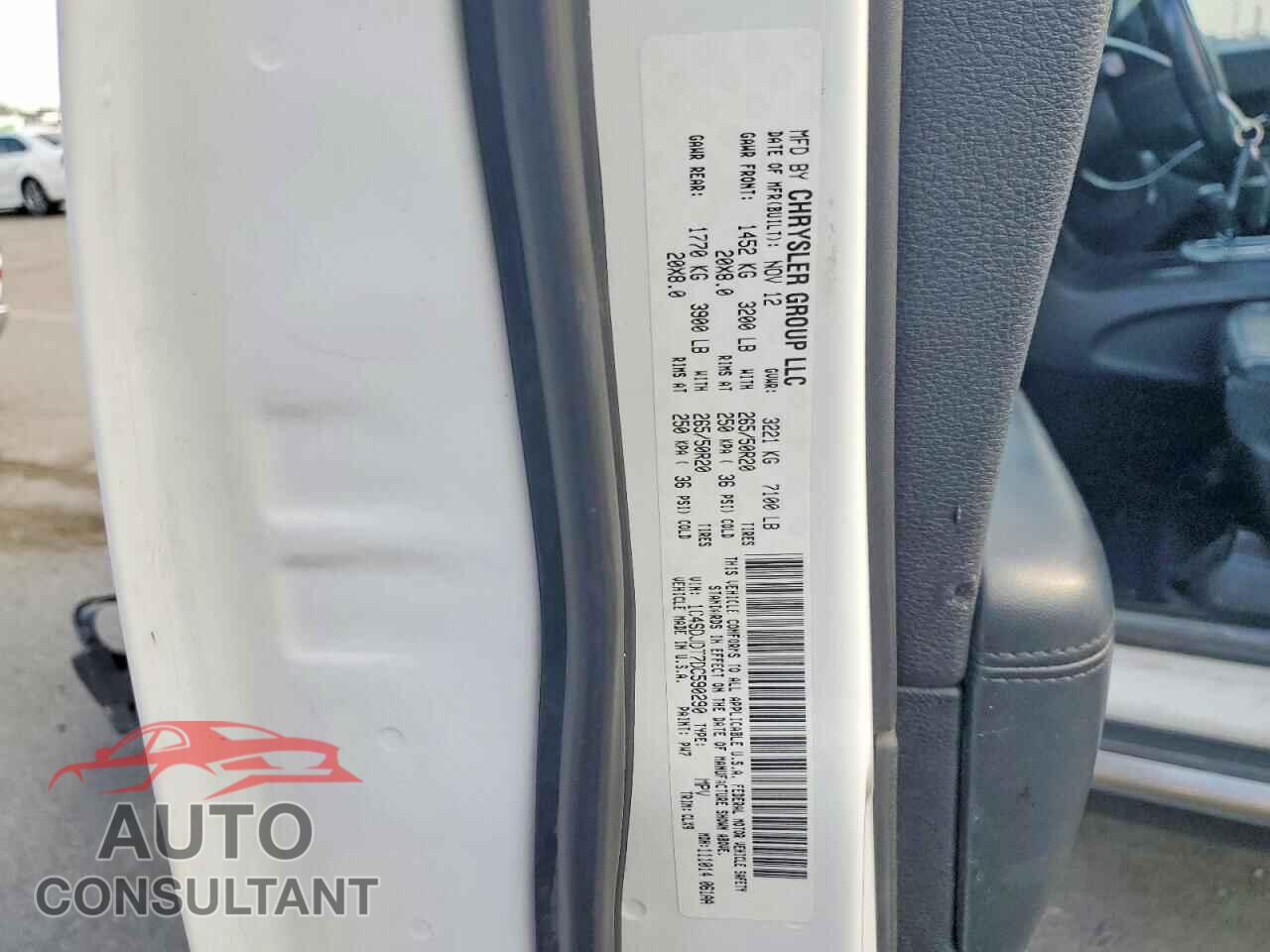 DODGE DURANGO 2013 - 1C4SDJDT7DC590290