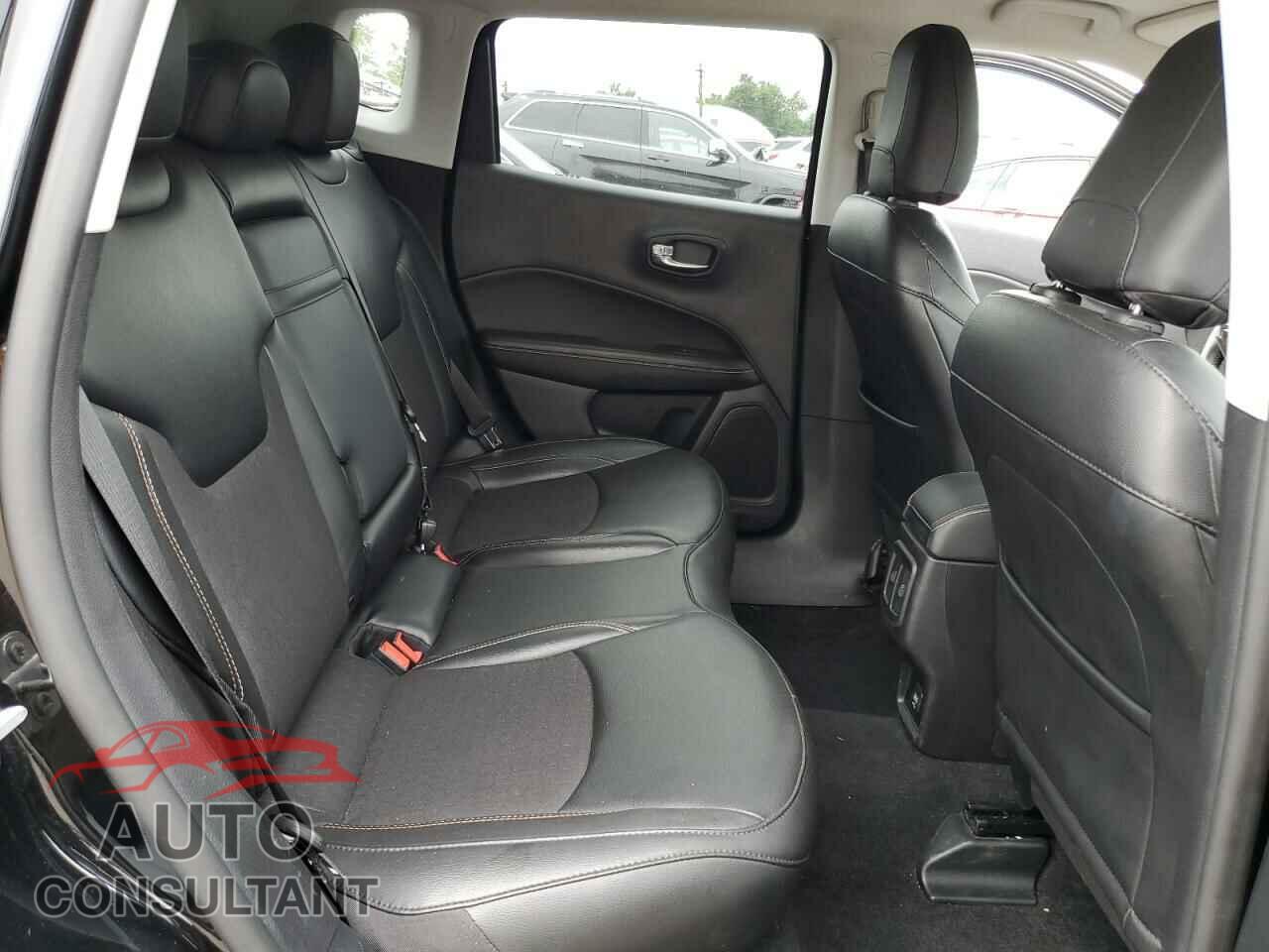JEEP COMPASS 2020 - 3C4NJDBB8LT132228