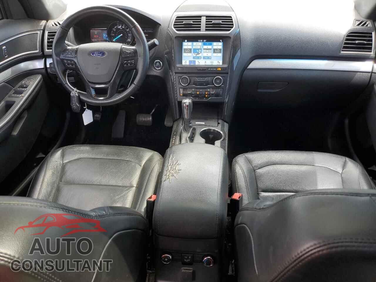 FORD EXPLORER 2017 - 1FM5K8D80HGA72992