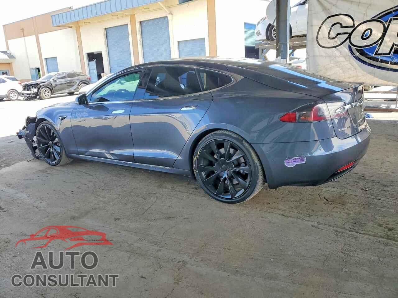 TESLA MODEL S 2018 - 5YJSA1E26JF270407