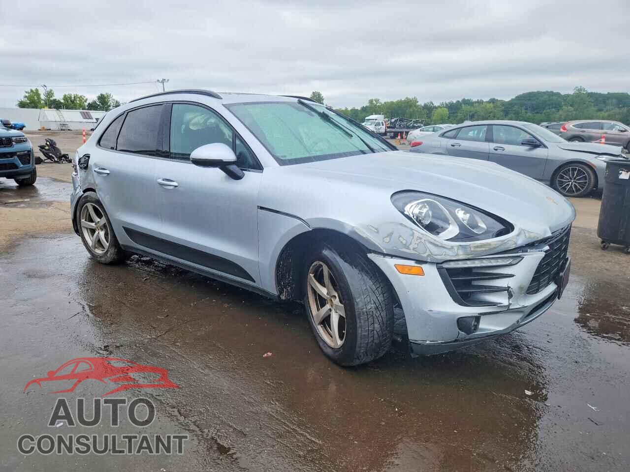 PORSCHE MACAN 2017 - WP1AA2A56HLB01043