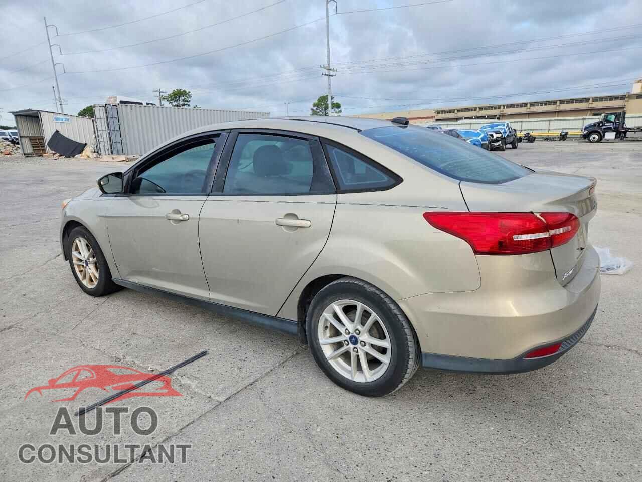 FORD FOCUS 2015 - 1FADP3F25FL230444