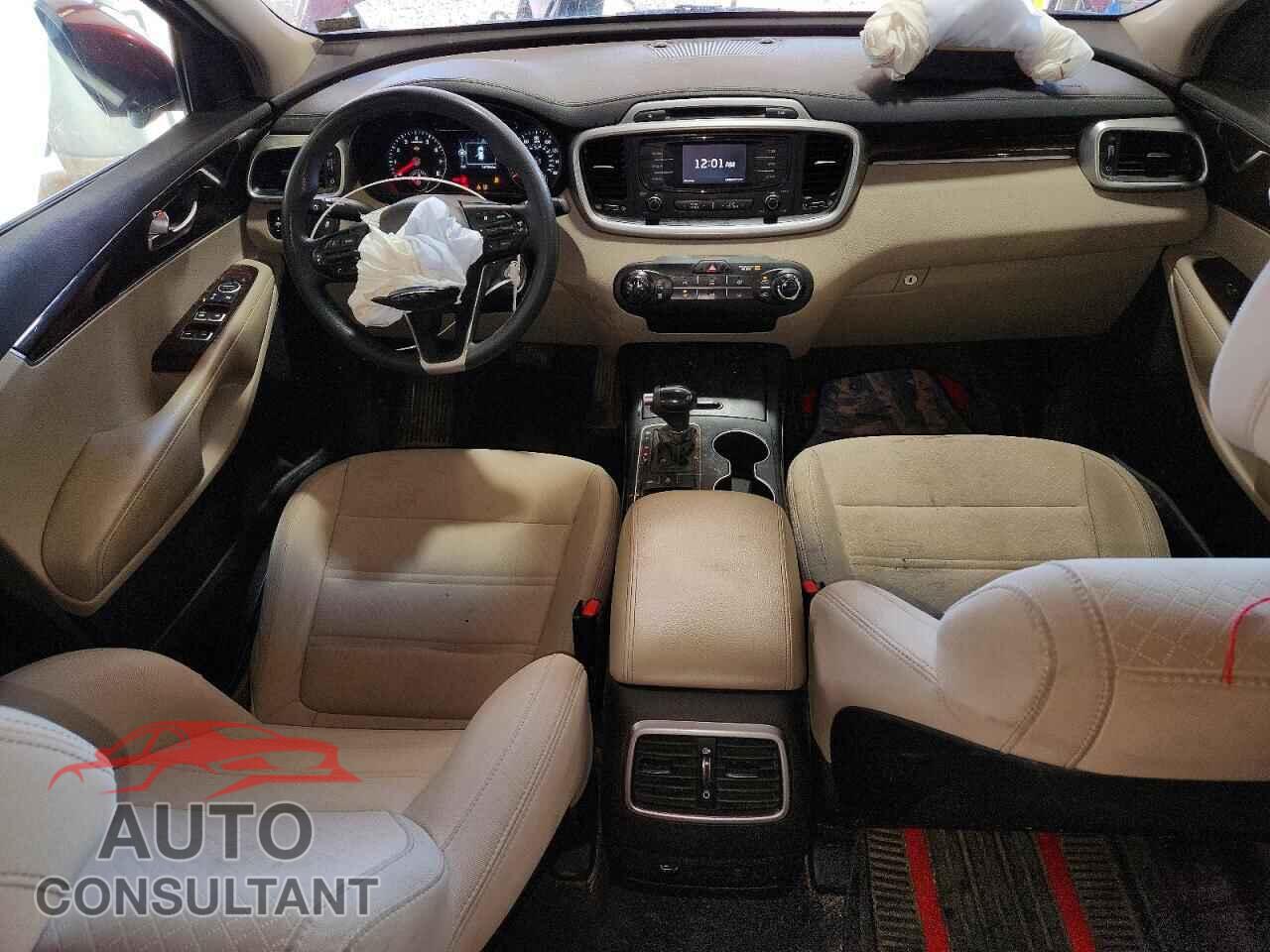 KIA SORENTO 2017 - 5XYPGDA37HG311912