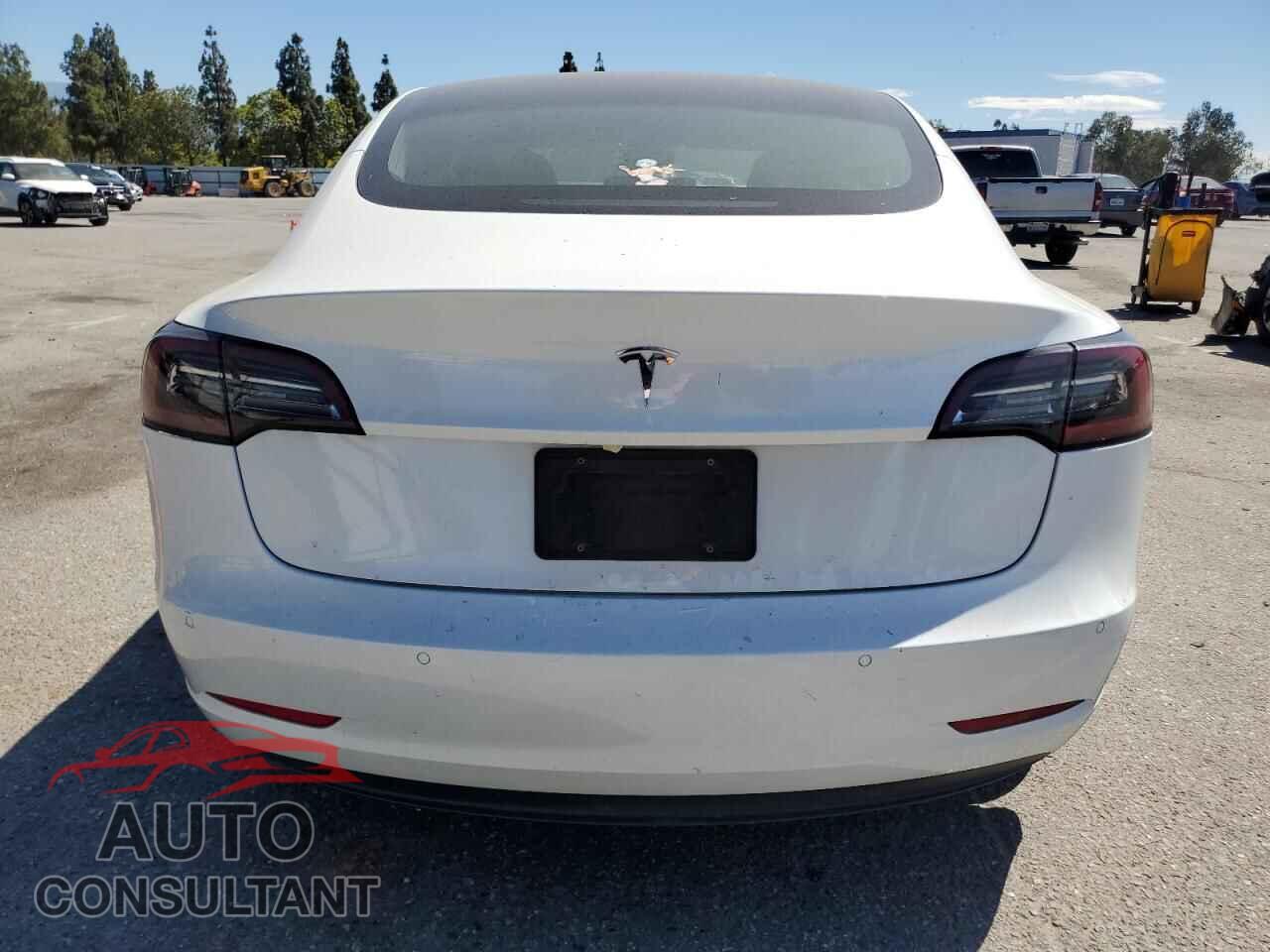 TESLA MODEL 3 2020 - 5YJ3E1EA6LF504211