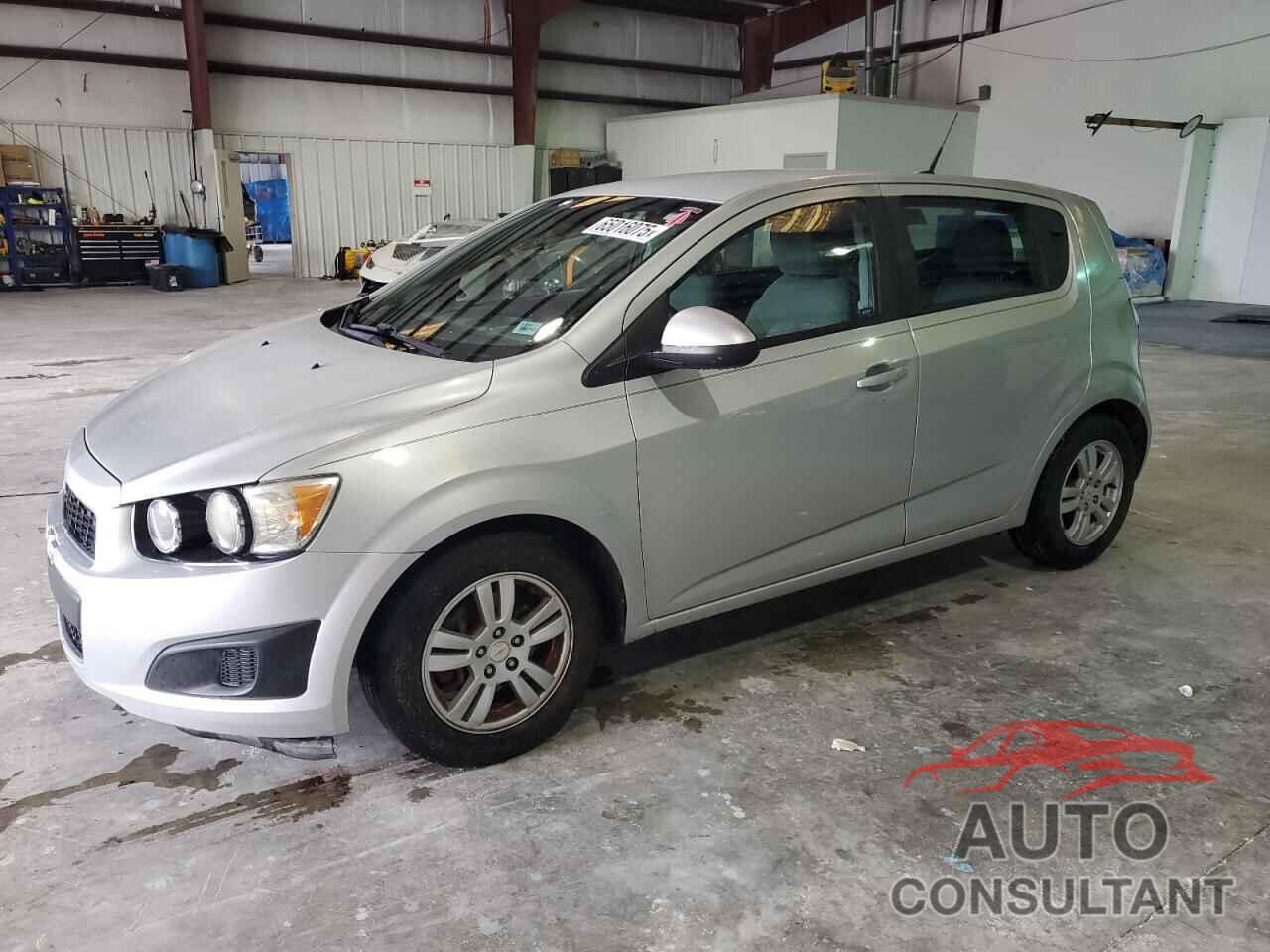 CHEVROLET SONIC 2012 - 1G1JA6SH1C4115820