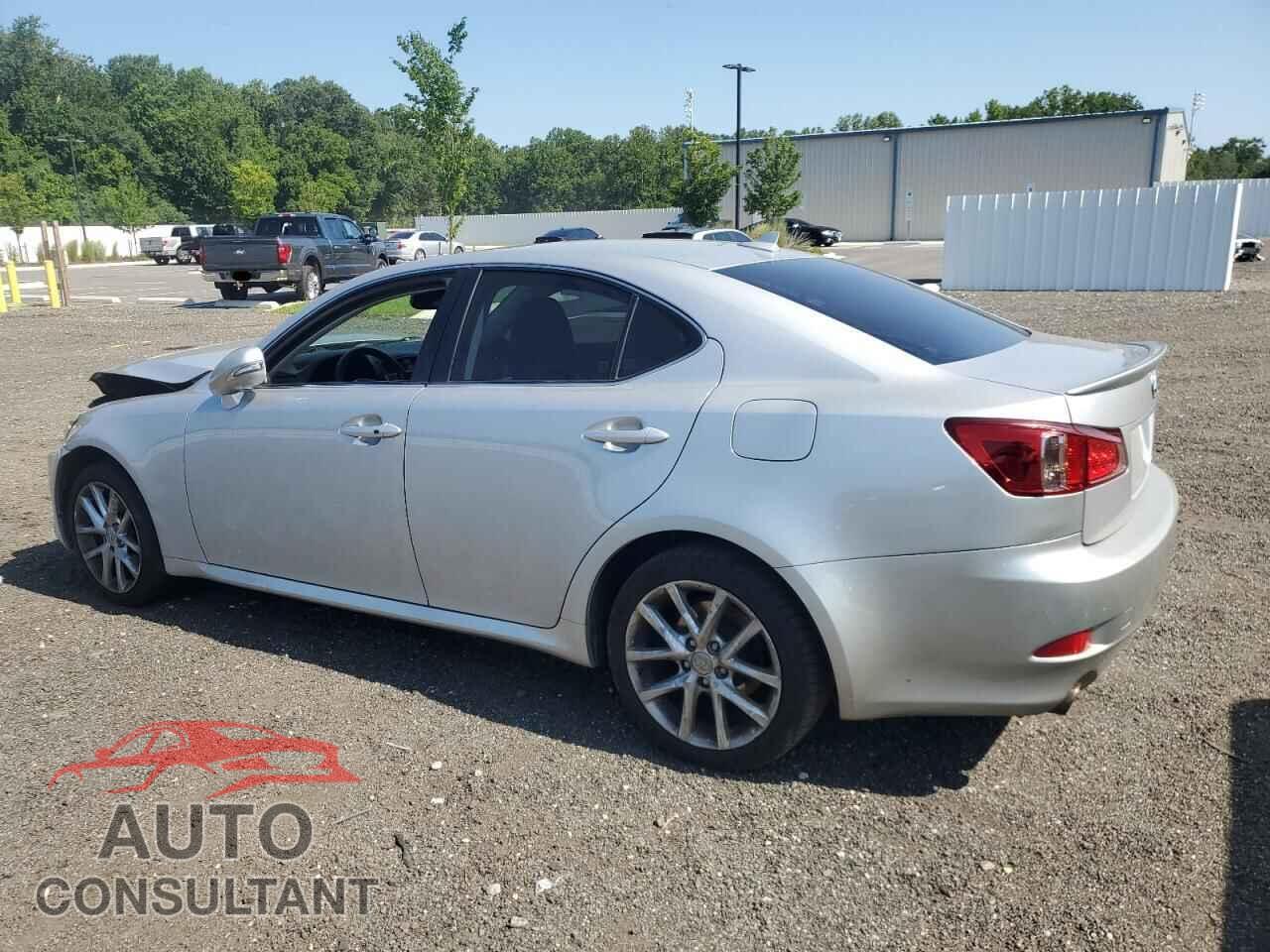 LEXUS IS 2012 - JTHCF5C22C5053732