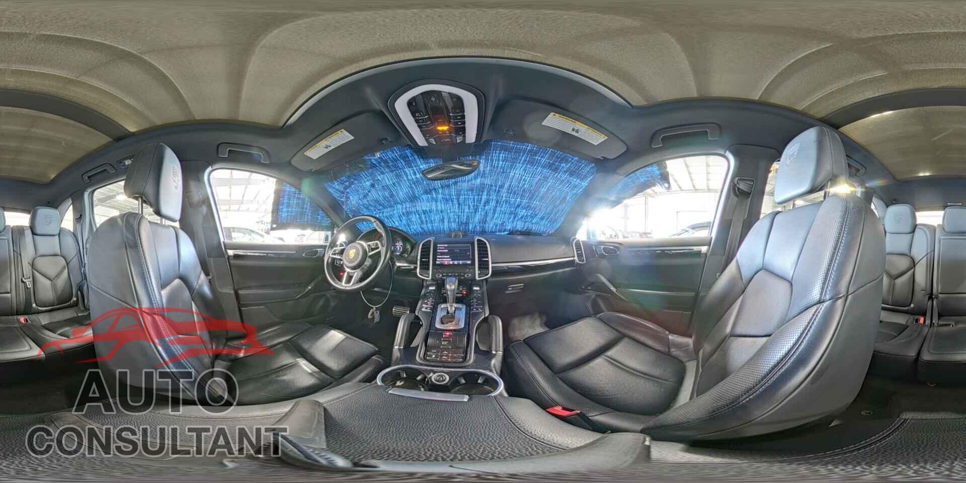 PORSCHE CAYENNE 2017 - WP1AE2A29HLA70641