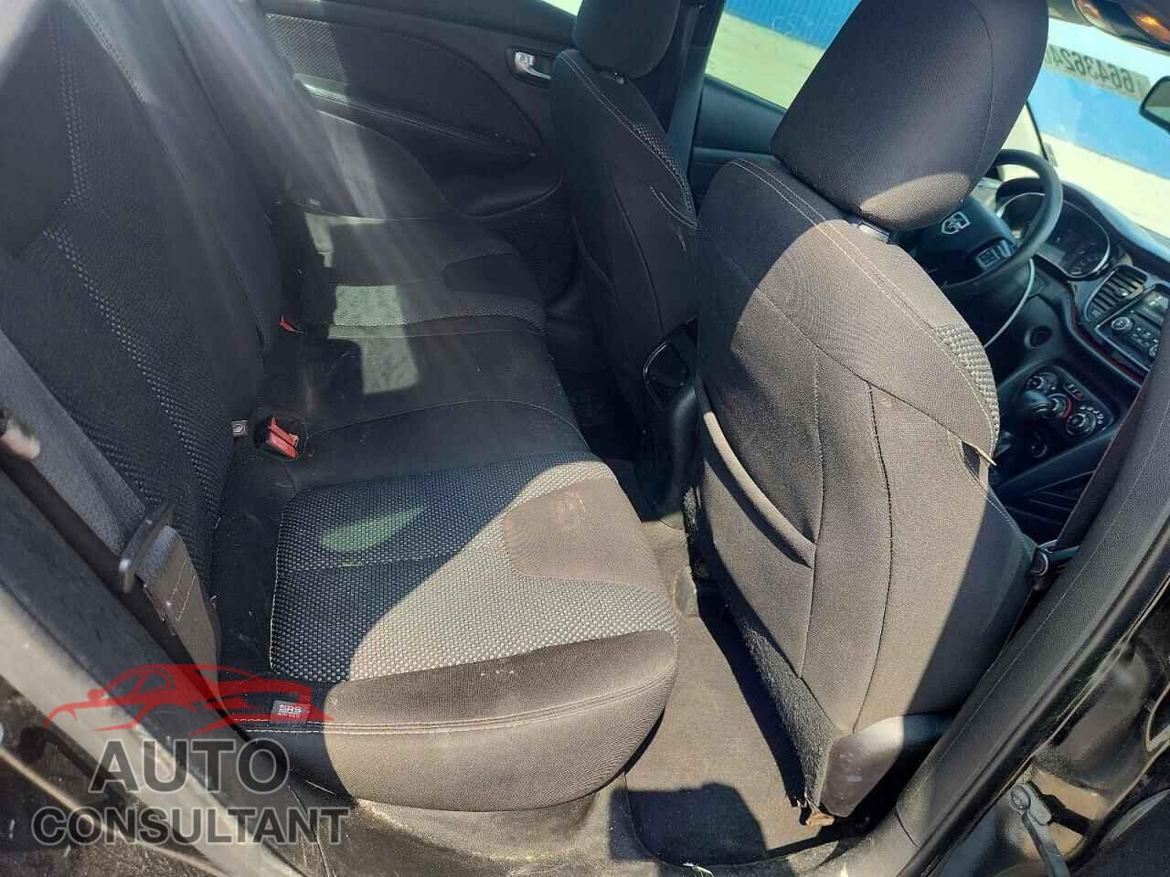 DODGE DART 2015 - 1C3CDFBB1FD306410