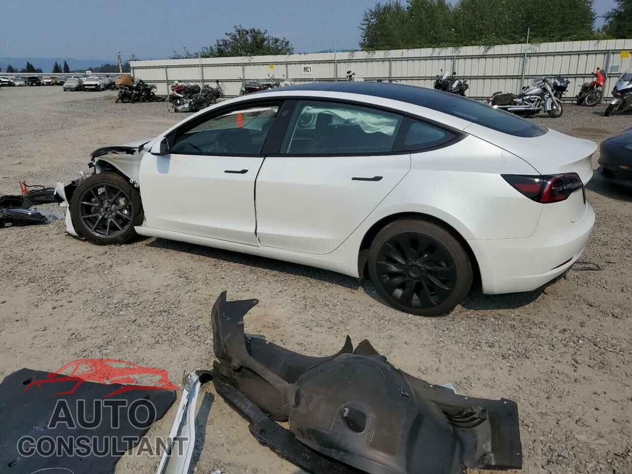 TESLA MODEL 3 2022 - 5YJ3E1EB0NF295107