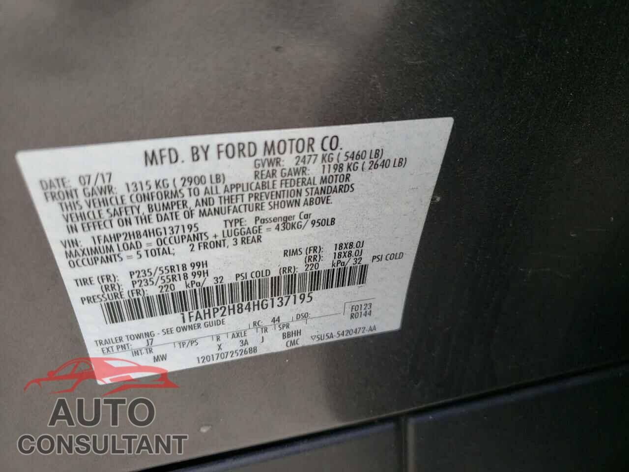 FORD TAURUS 2017 - 1FAHP2H84HG137195