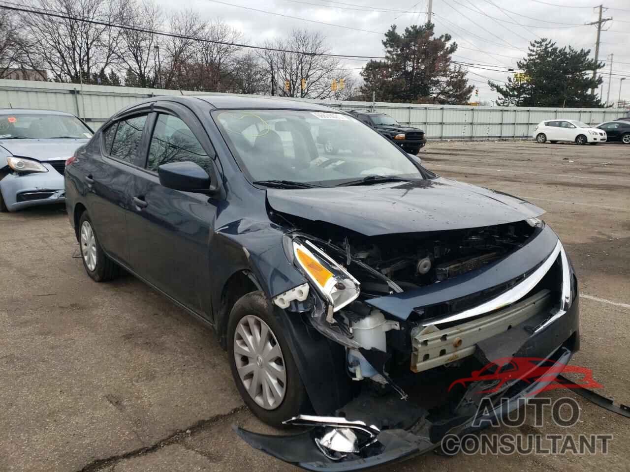 NISSAN VERSA 2017 - 3N1CN7AP3HL883953
