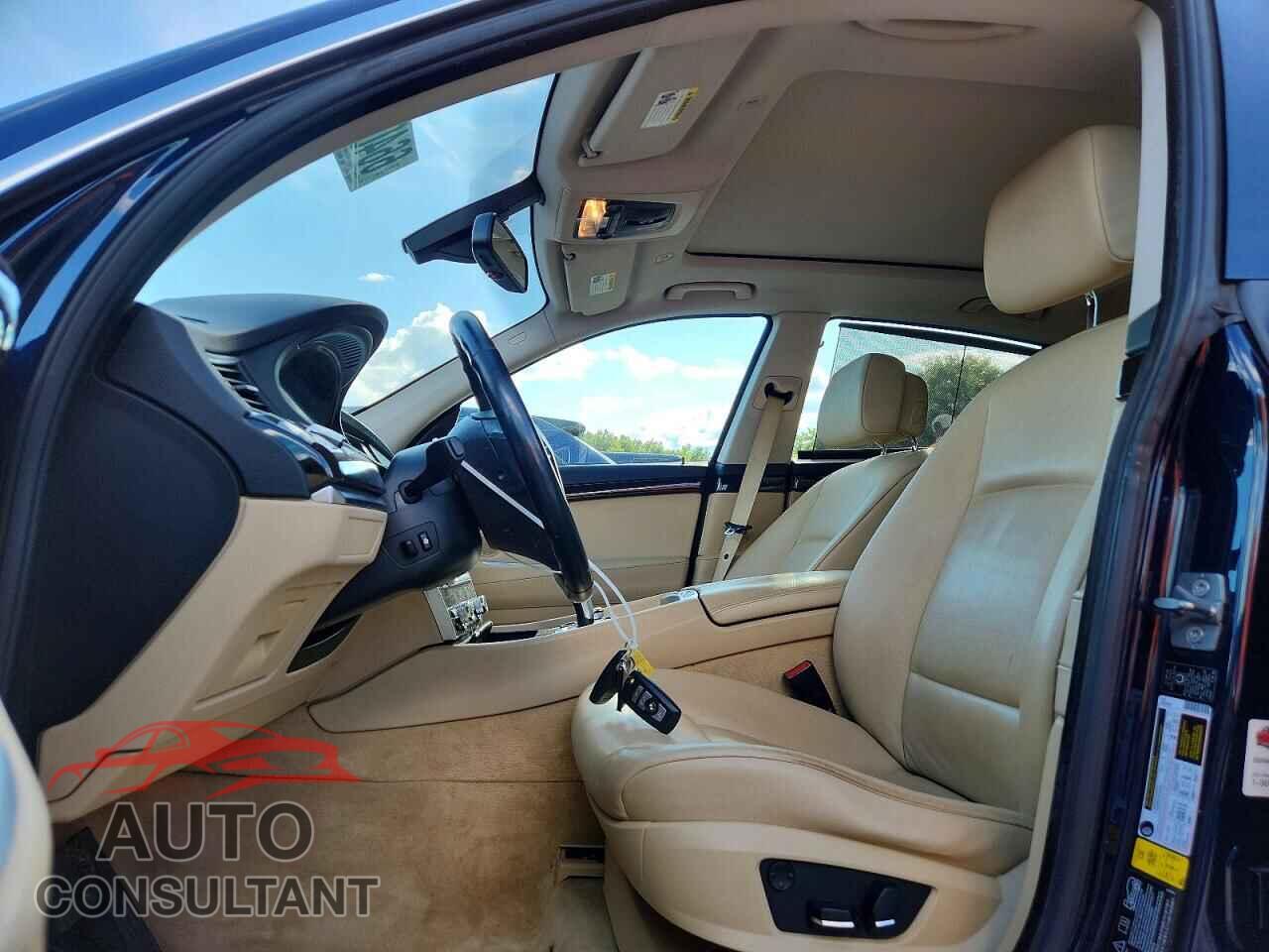 BMW 5 SERIES 2011 - WBASP2C57BC337836