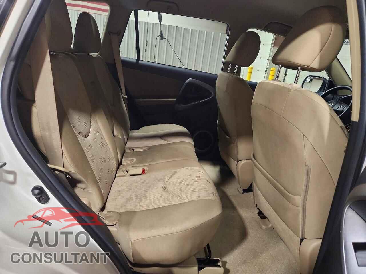 TOYOTA RAV4 2012 - 2T3BF4DV2CW183292