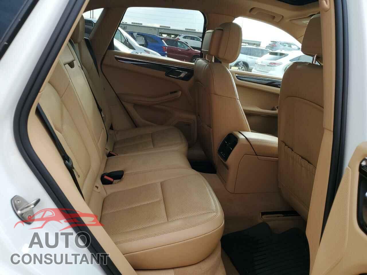 PORSCHE MACAN 2016 - WP1AB2A55GLB45756