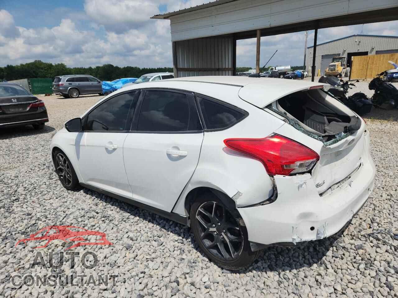 FORD FOCUS 2017 - 1FADP3M23HL241402