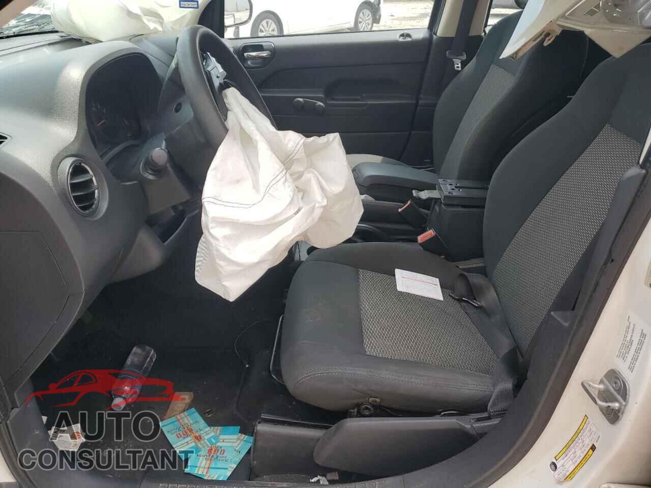 JEEP COMPASS 2009 - 1J4FT47A79D228505