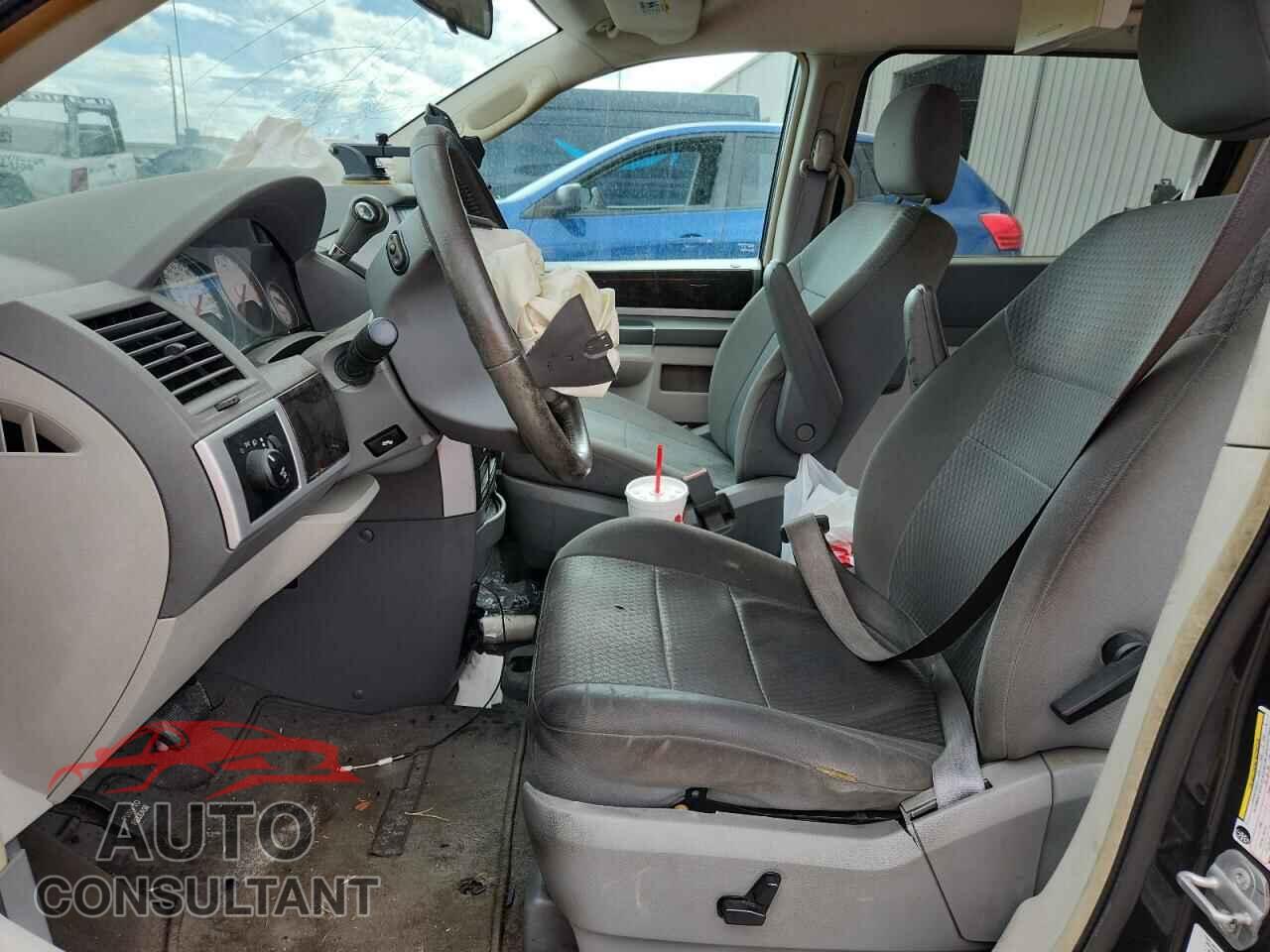 DODGE CARAVAN 2010 - 2D4RN5DX2AR135357