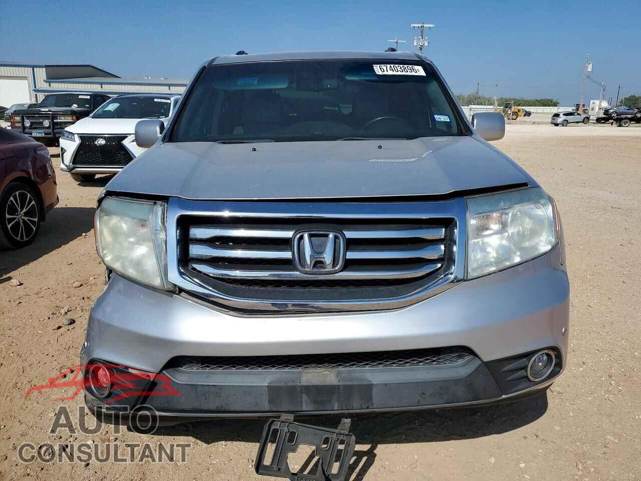 HONDA PILOT 2014 - 5FNYF3H94EB012554