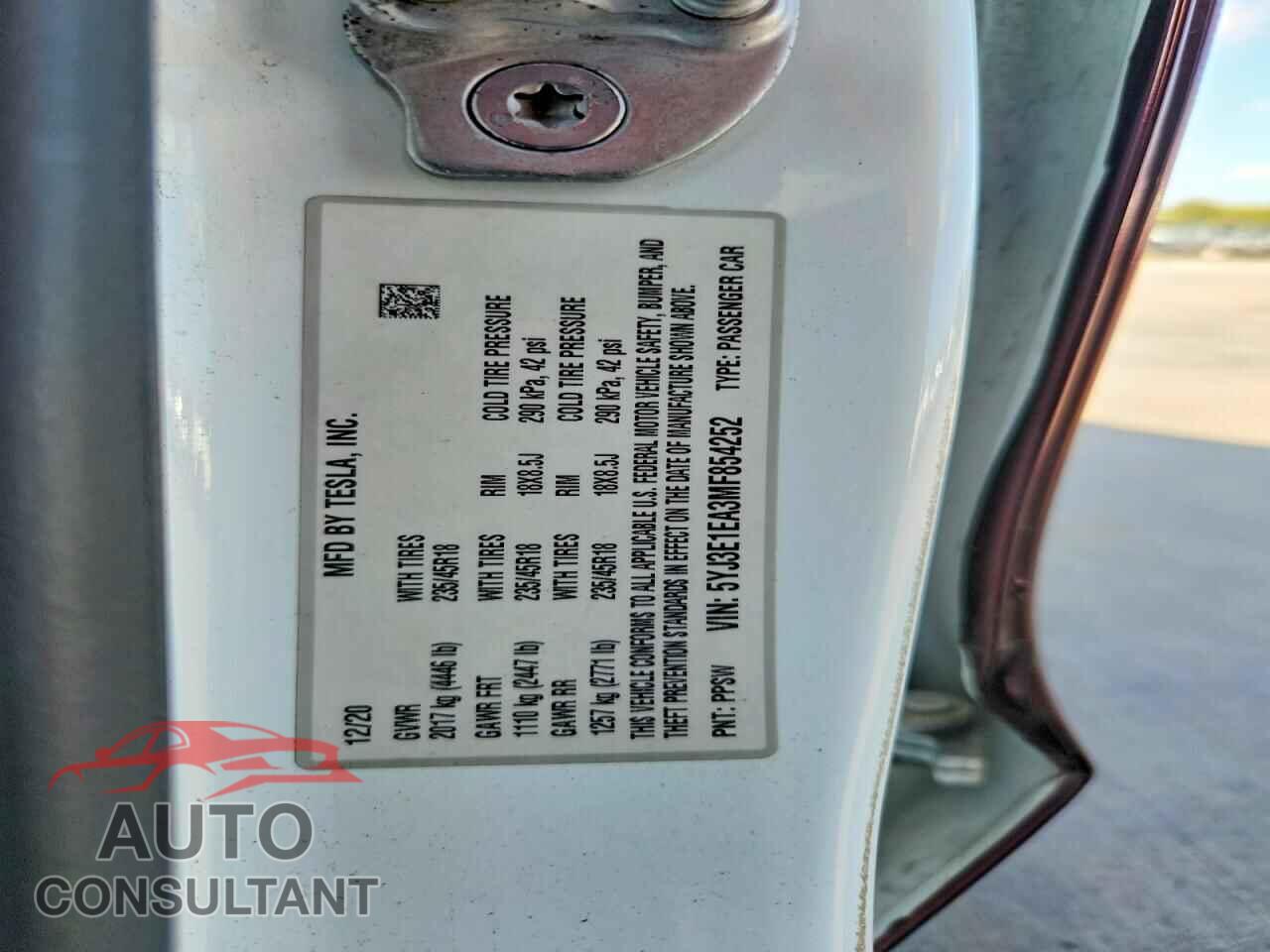TESLA MODEL 3 2021 - 5YJ3E1EA3MF854252