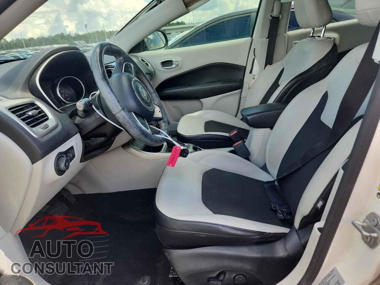 JEEP COMPASS 2017 - 3C4NJCBB4HT632467