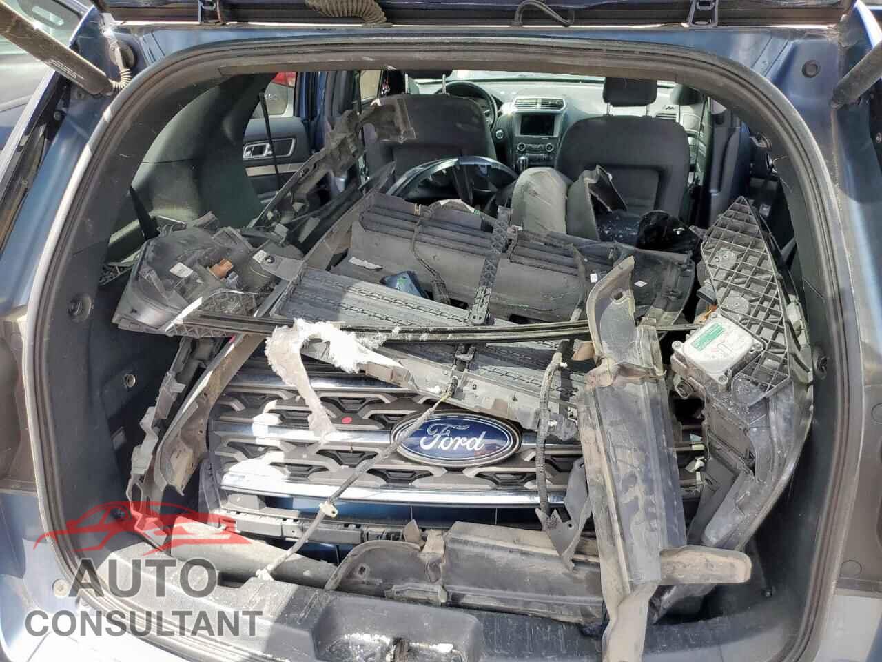 FORD EXPLORER 2018 - 1FM5K7D87JGB97195
