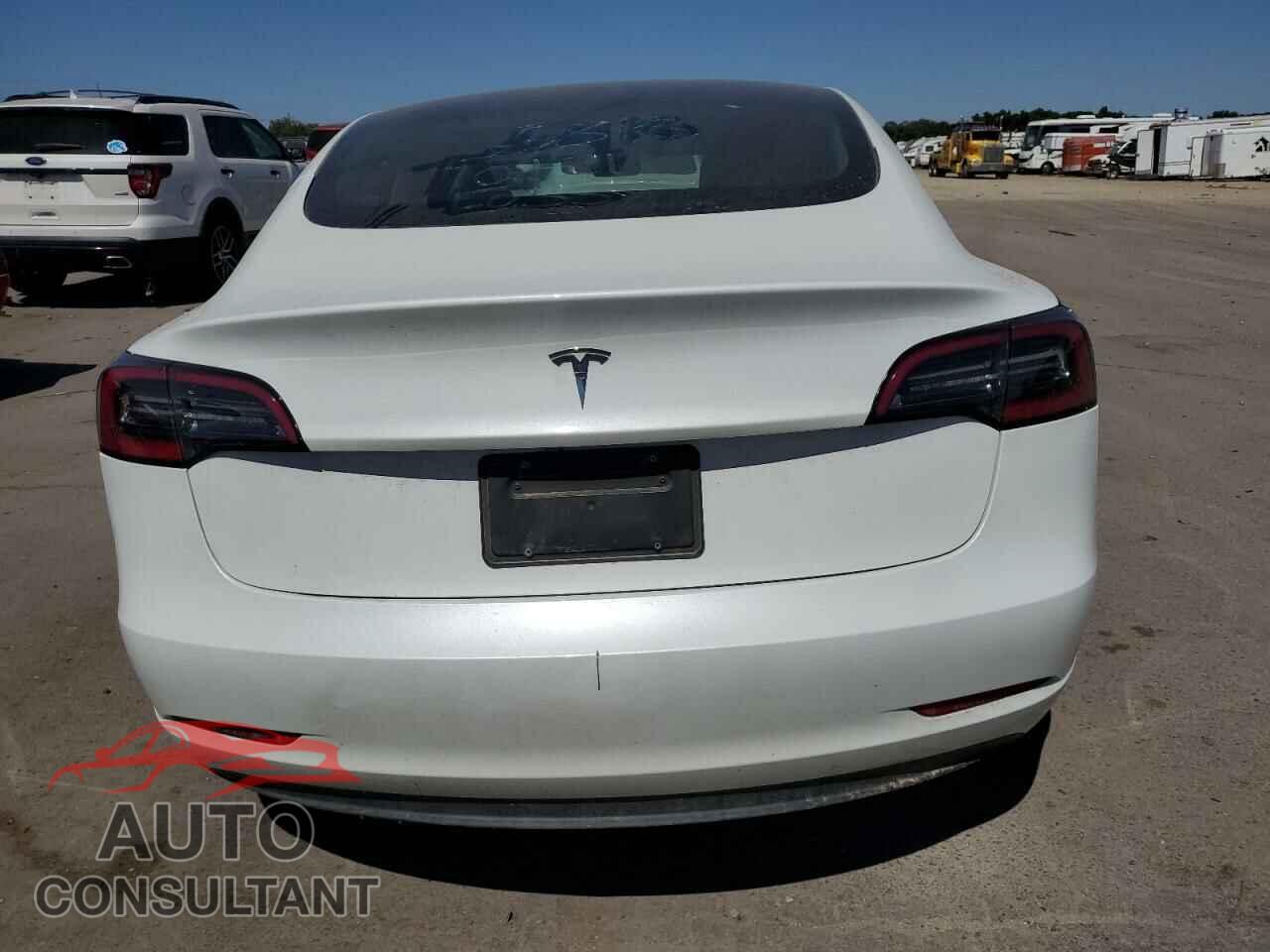 TESLA MODEL 3 2023 - 5YJ3E1EA5PF512838