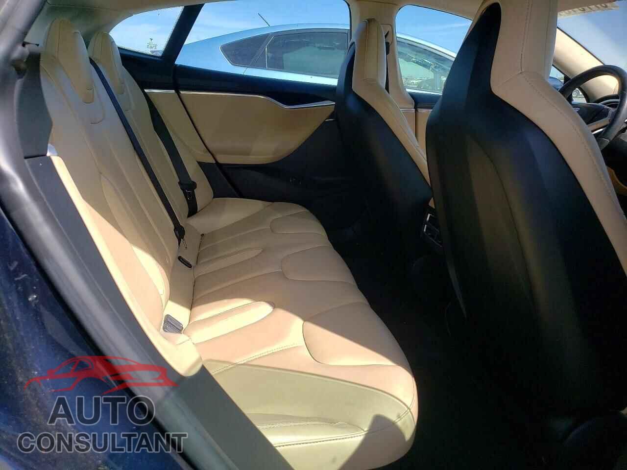 TESLA MODEL S 2013 - 5YJSA1CNXDFP22540