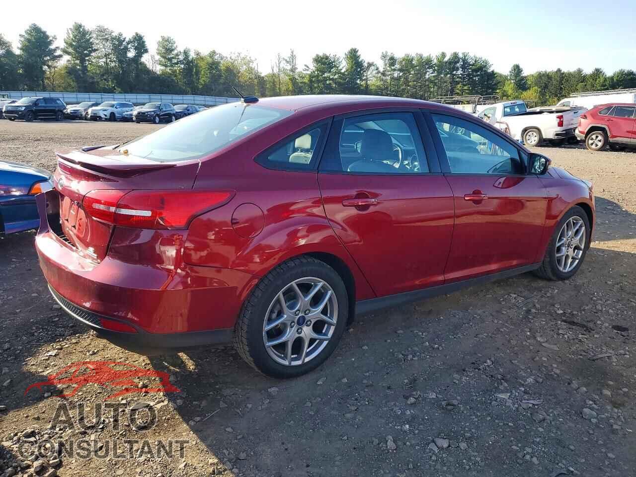 FORD FOCUS 2015 - 1FADP3F22FL264535