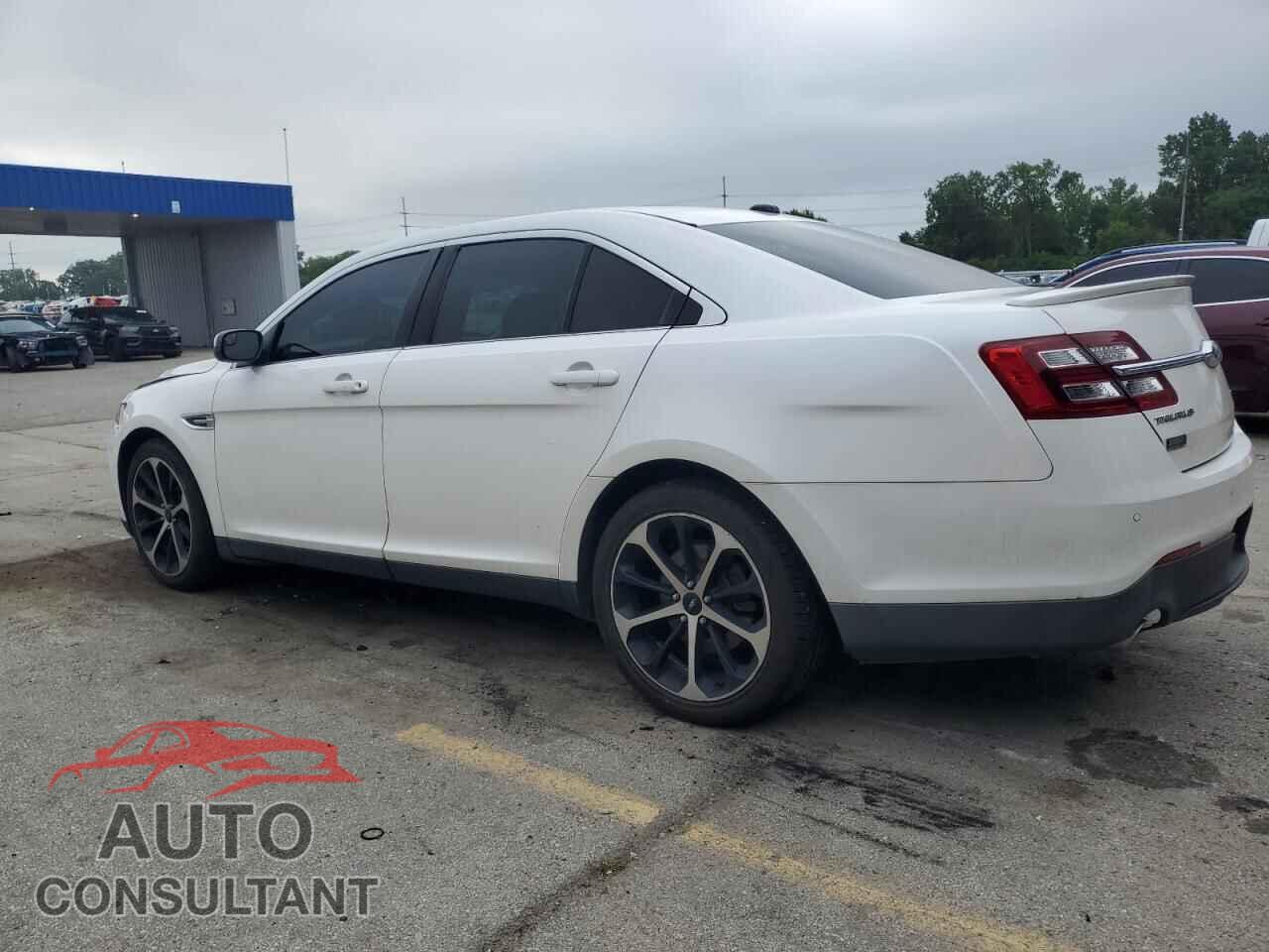 FORD TAURUS 2015 - 1FAHP2E85FG166710