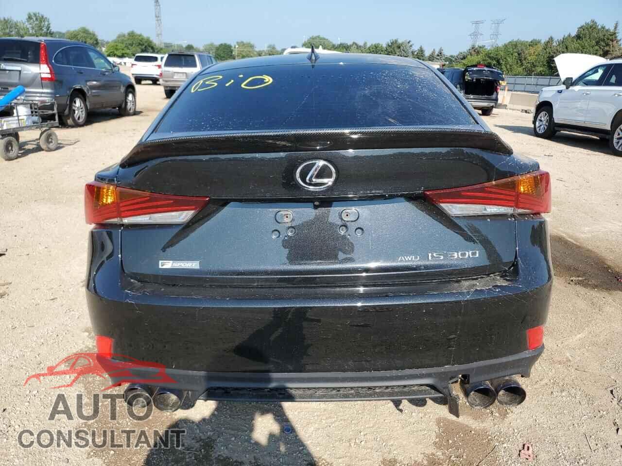 LEXUS IS 2018 - JTHC81D22J5029560
