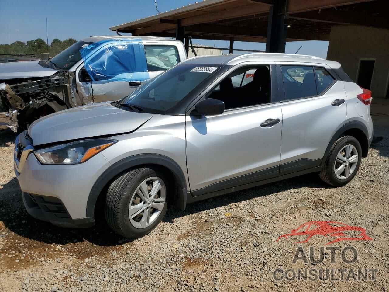 NISSAN KICKS 2018 - 3N1CP5CU7JL509627